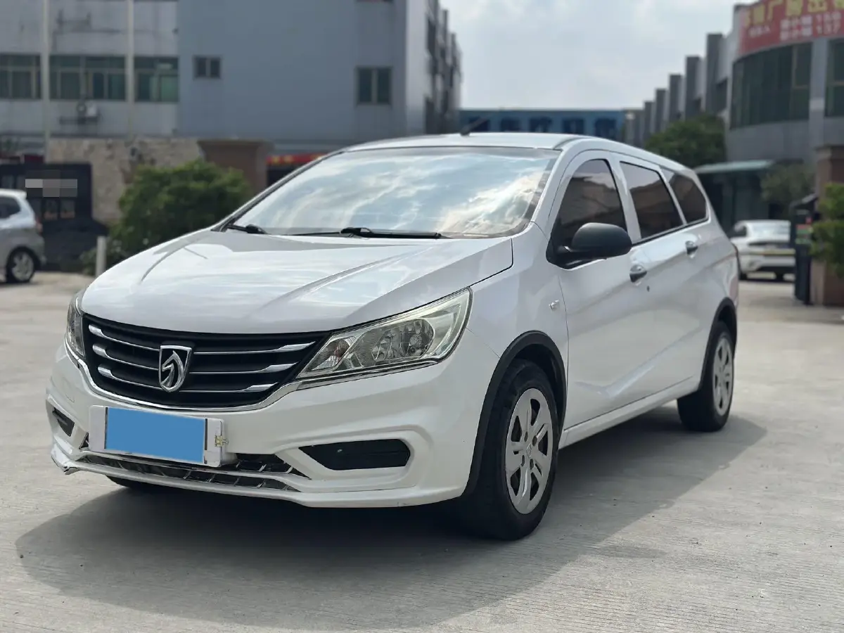 2017 BaoJun 310W 1.2L 82HP L4 6MT