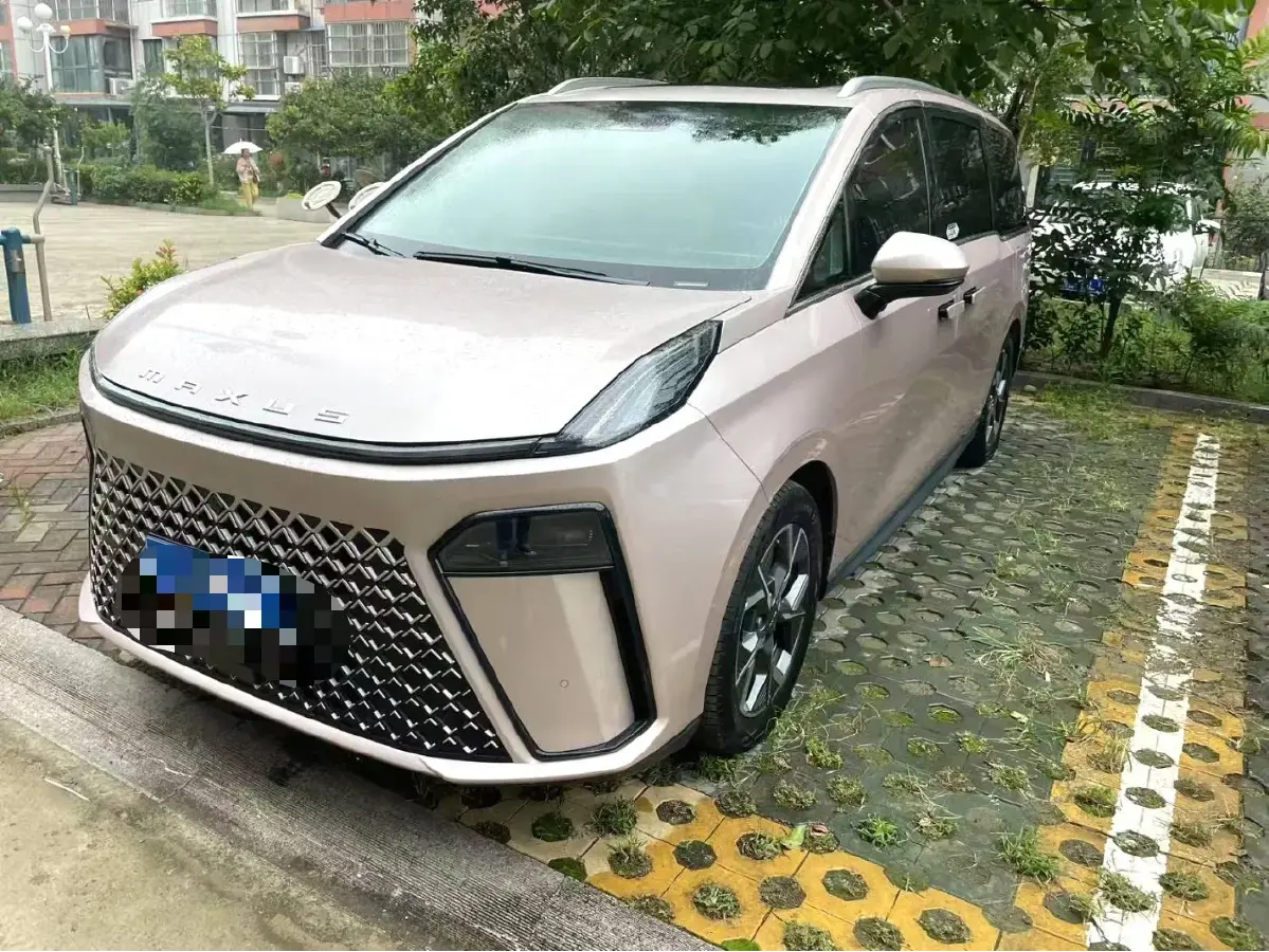 2023 MAXUS G20 2.0T 261HP L4 8AT