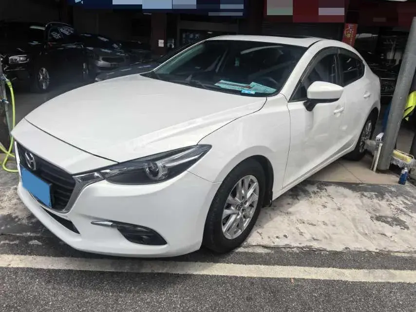 2017 Mazda 3 Axela 1.5L 117HP L4 6AT