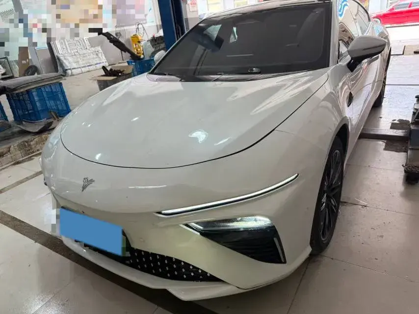 2022 Neta S Range Extended 231HP REEV 43.88KWH