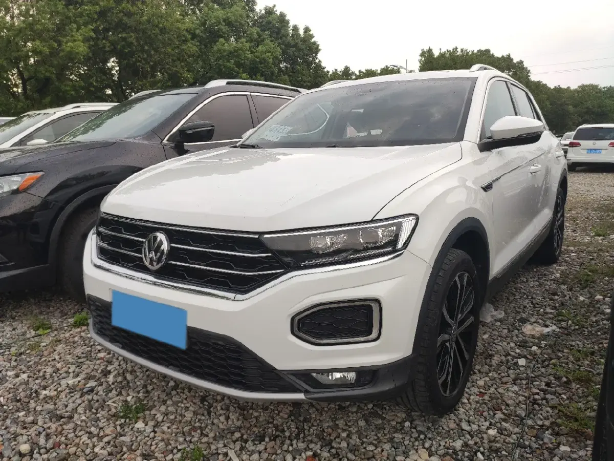2020 Volkswagen T-Roc 1.4T 150HP L4 7DCT