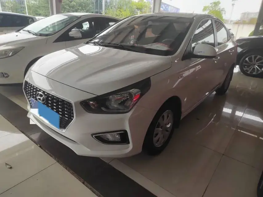 2017 Hyundai Reina 1.4L 95HP L4 4AT