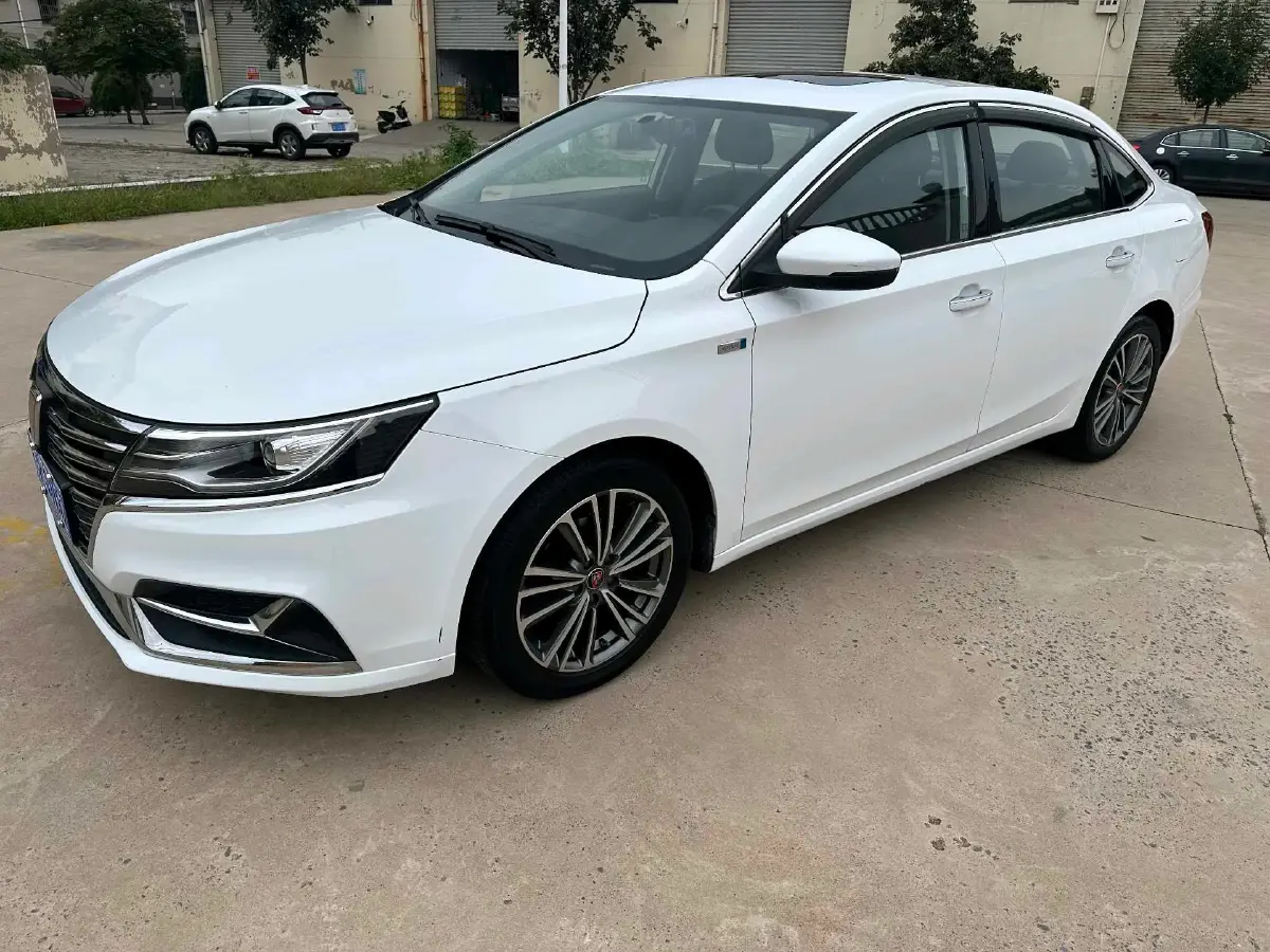 2020 Roewe i6 1.6L 125HP L4 CVT