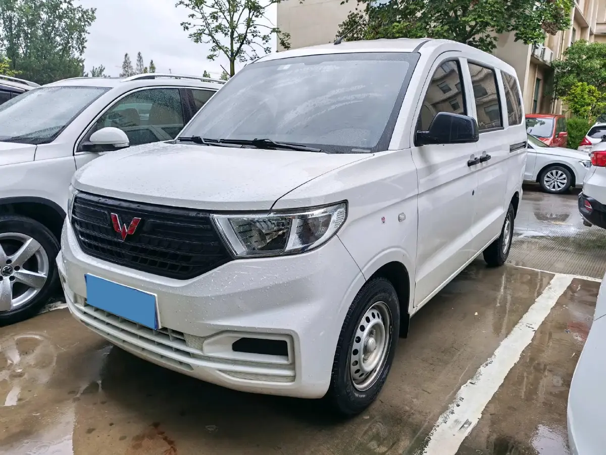2019 WuLing HongGuang V 1.5L 105HP L4 5MT