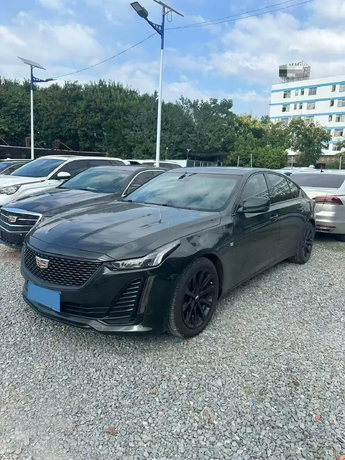 2020 Cadillac CT5 2.0T 237HP L4 10AT