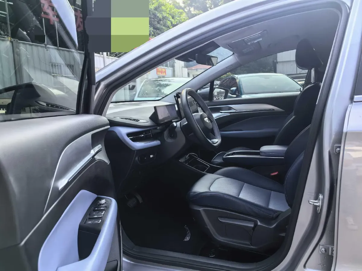 2022 Geometry M6 BEV 53KWH,autocango,china used car exporter,china ev exporter,chinese used car exporter,chinese used ev exporter