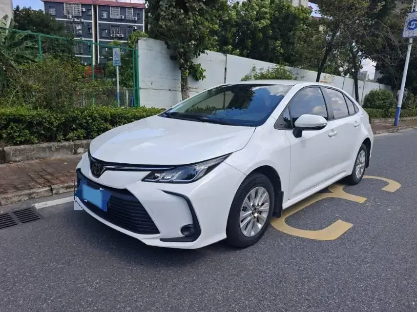 2019 Toyota Corolla 1.2T 116HP L4 CVT