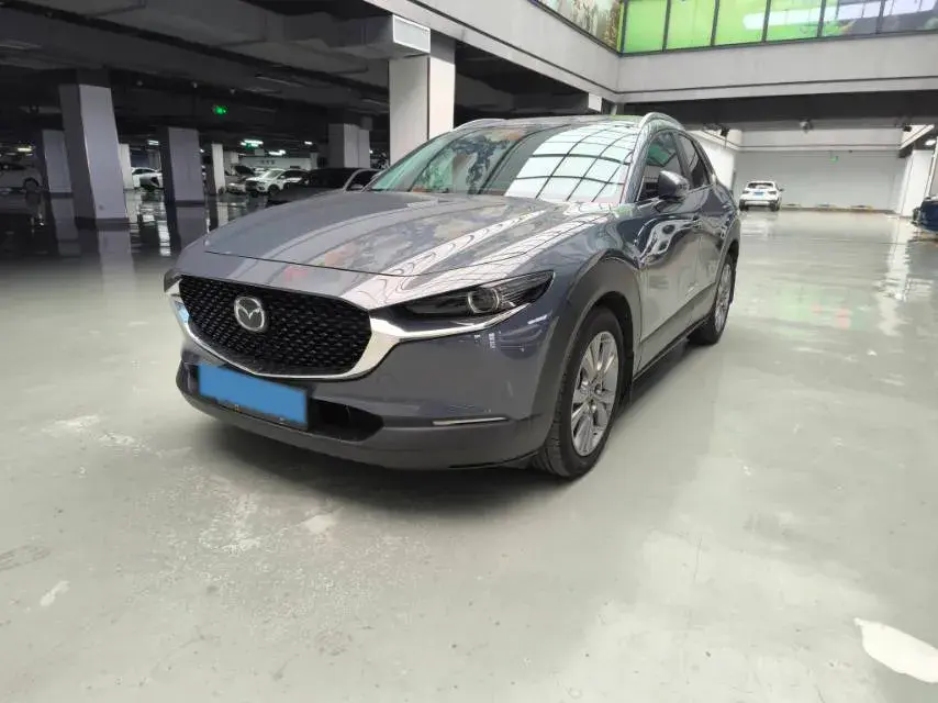 2020 MAZDA CX-30 view 1