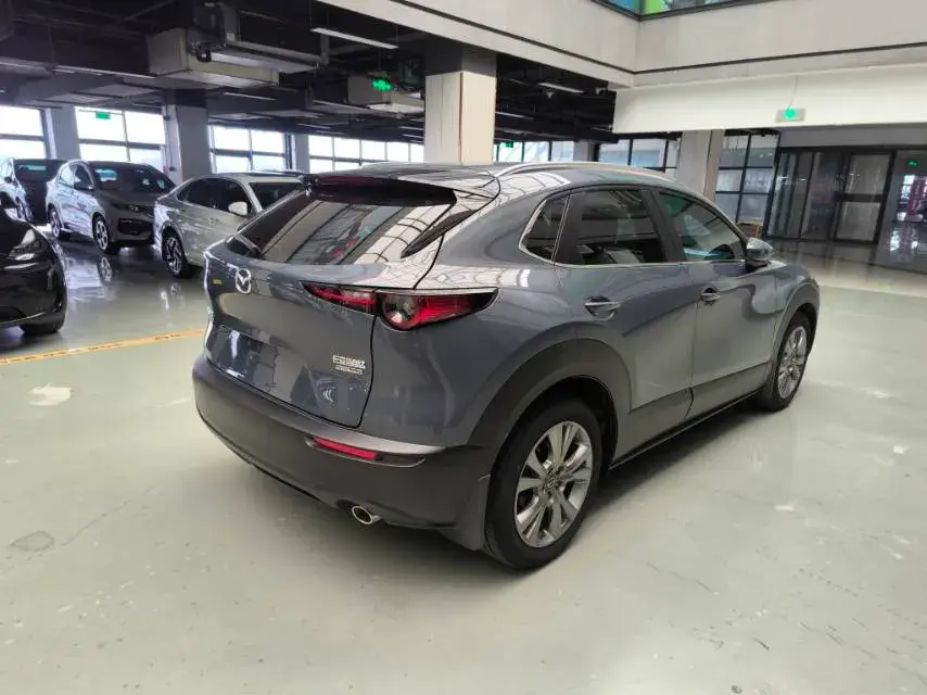 2020 MAZDA CX-30 thumbnail 3