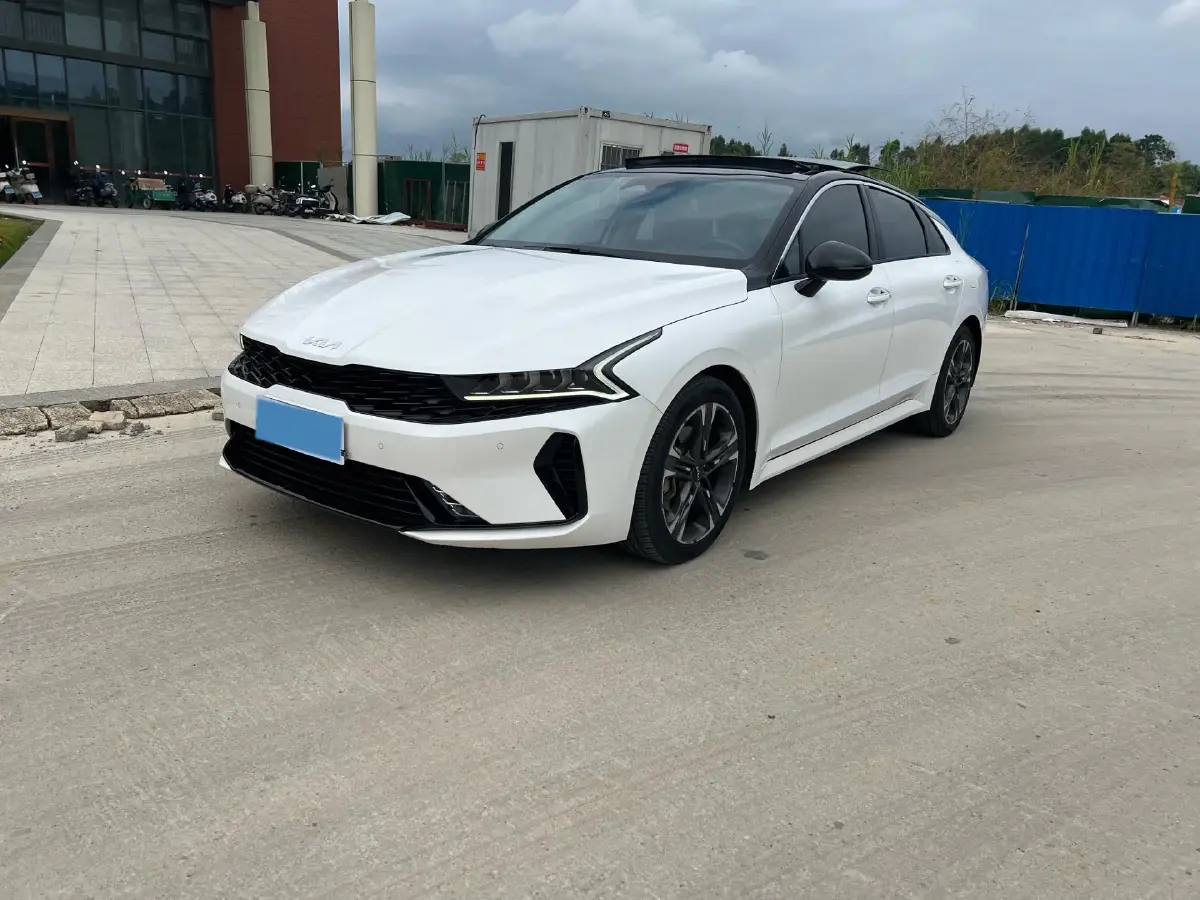 2021 Kia K5 1.5T 170HP L4 7DCT