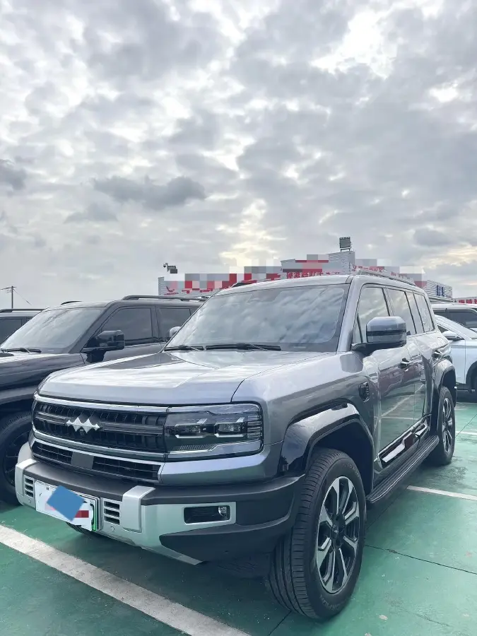 2023 FangChengBao Bao 5 1.5T 194HP L4 E-CVT PHEV 31.8KWH