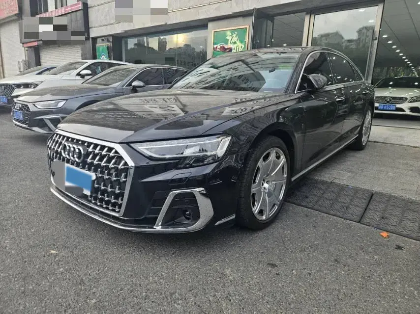 2023 Audi A8 3.0T 286HP V6 8AT