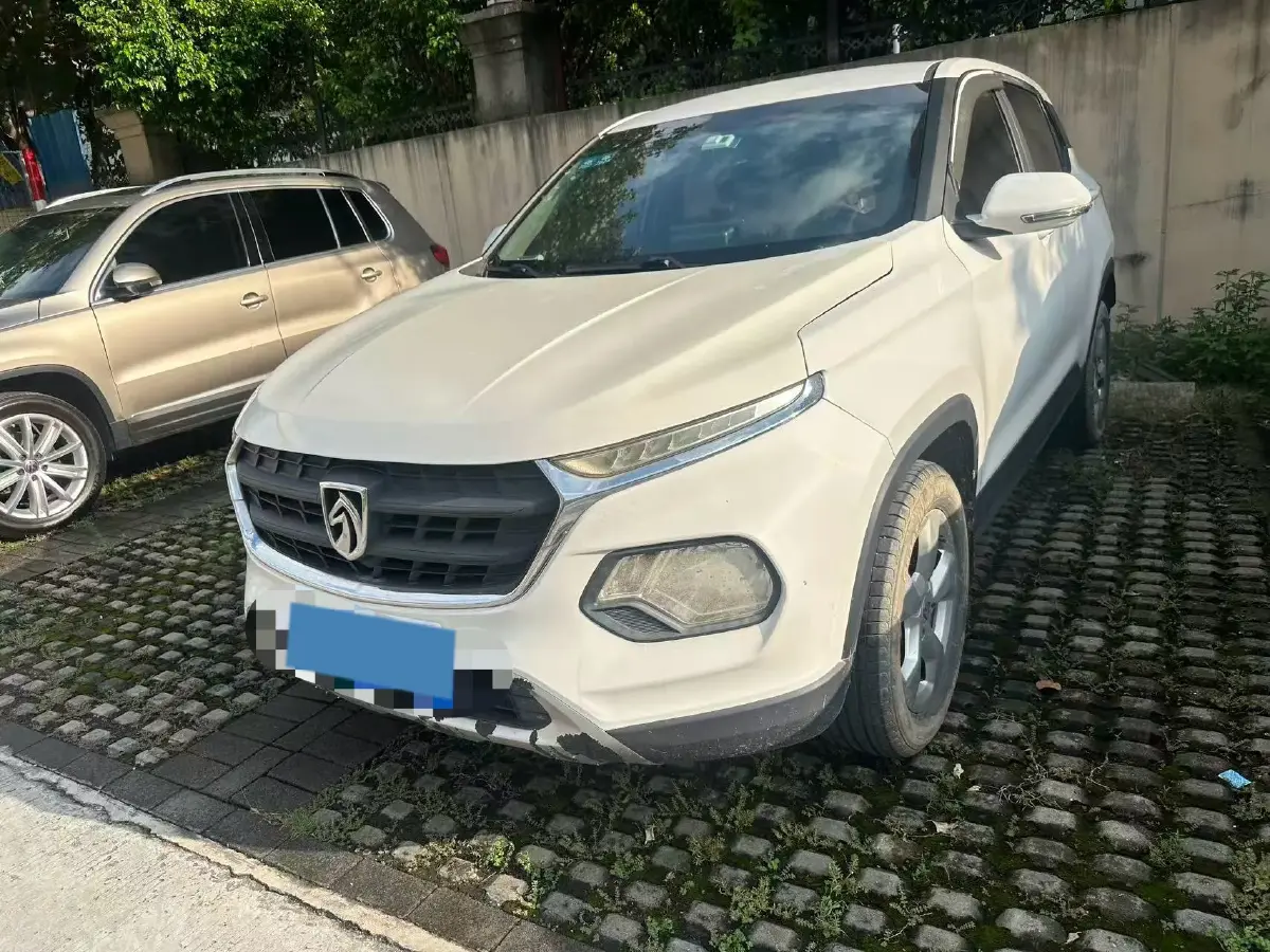 2017 BaoJun 510 1.5L 112HP L4 6MT