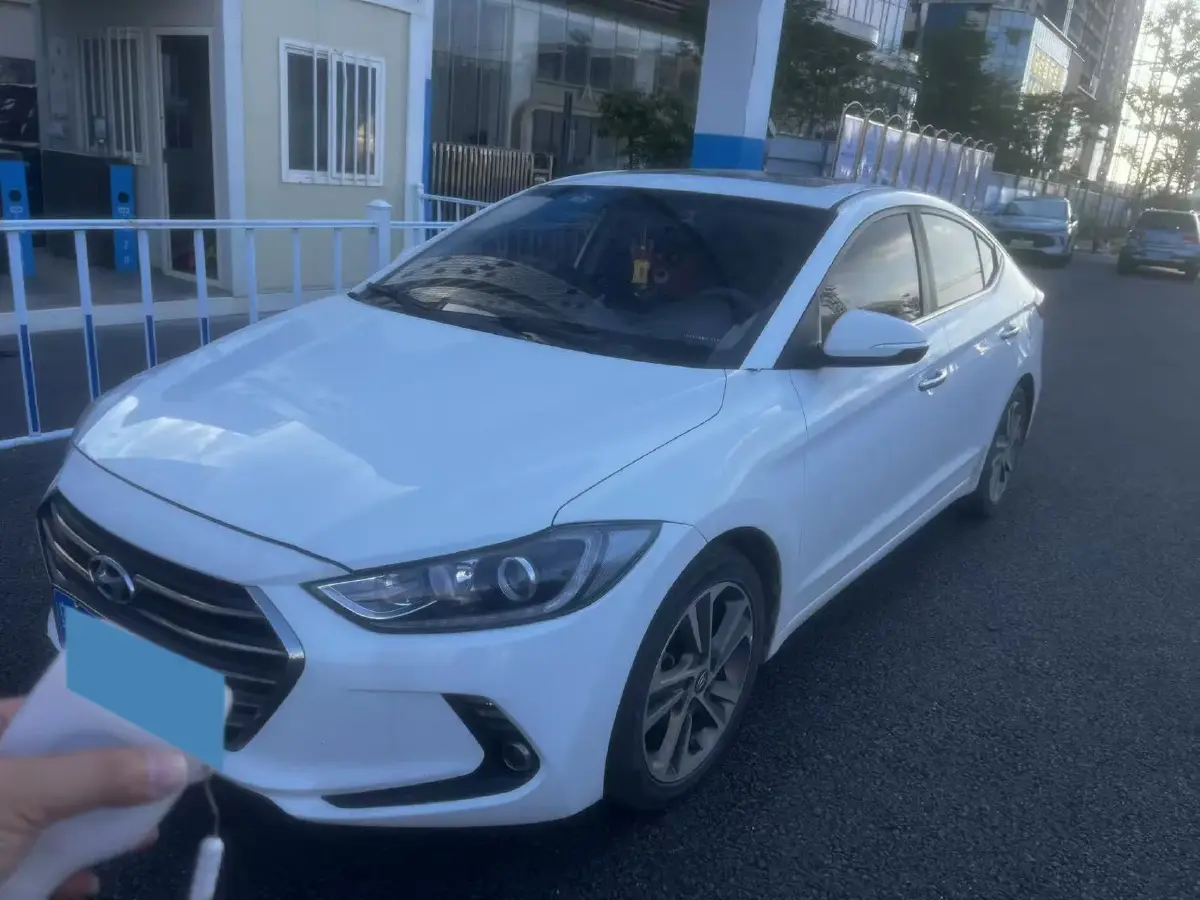 2016 Hyundai Elantra 1.6L 130HP L4 6AT