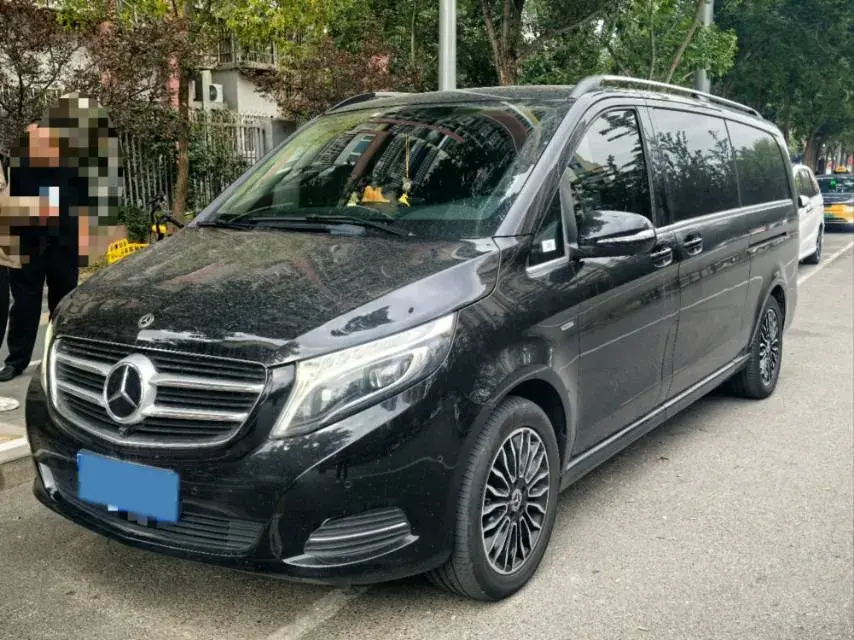 2018 Mercedes-Benz V Class 2.0T 211HP L4 7AT