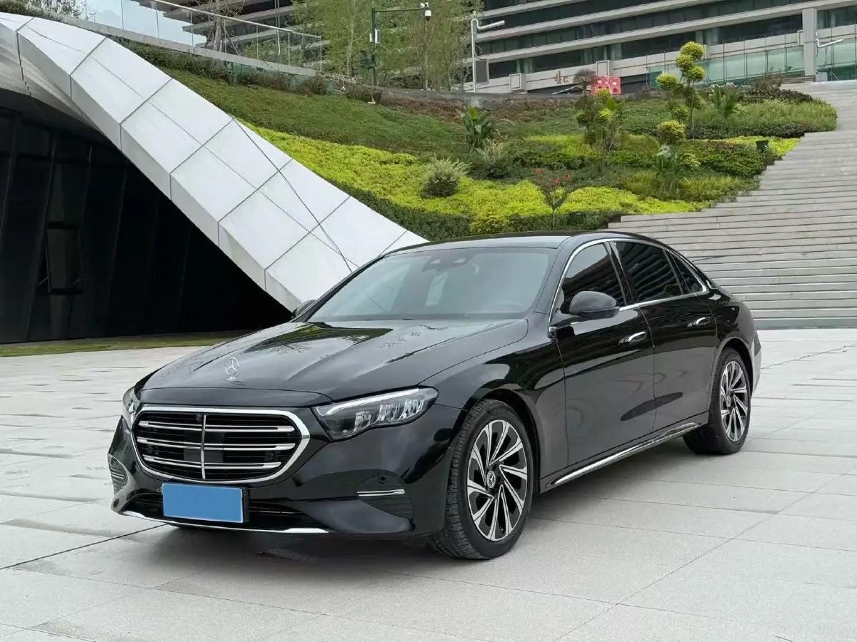 2025 Mercedes-Benz E Class 2.0T 258HP L4 9AT