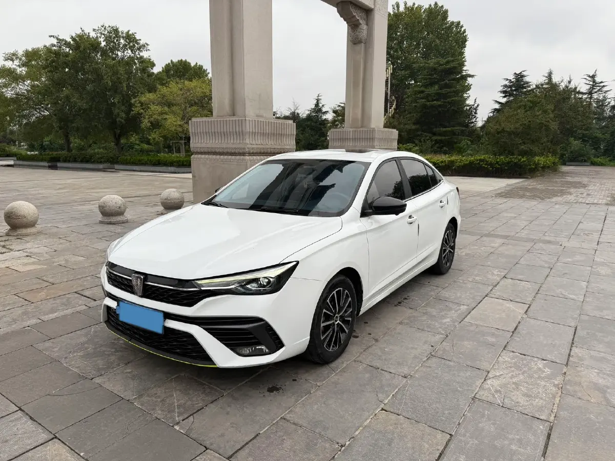 2021 Roewe i5 1.5L 120HP L4 CVT