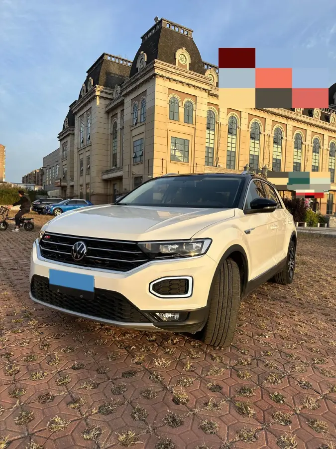 2022 Volkswagen T-Roc 1.4T 150HP L4 7DCT