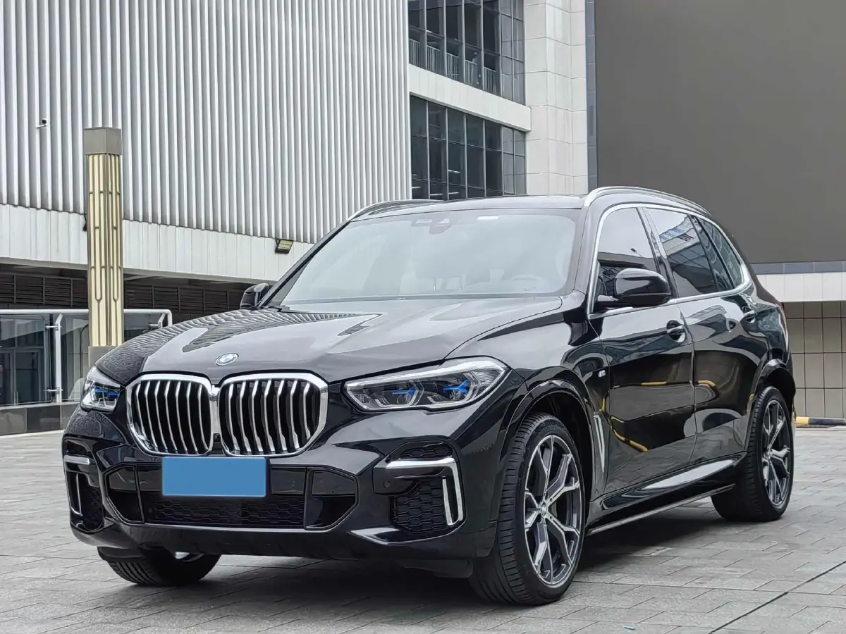 2022 BMW X5 3.0T 333HP L6 8AT