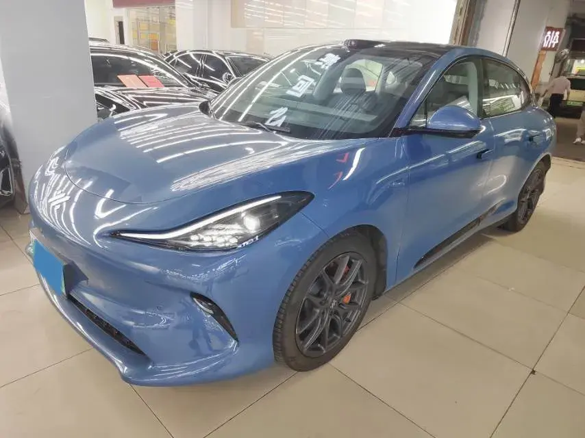 2025 IM LS6 BEV 83KWH