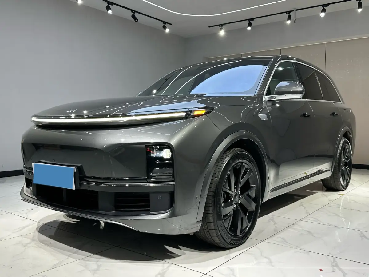 2023 Li L8 Range Extended 154HP REEV 40.9KWH