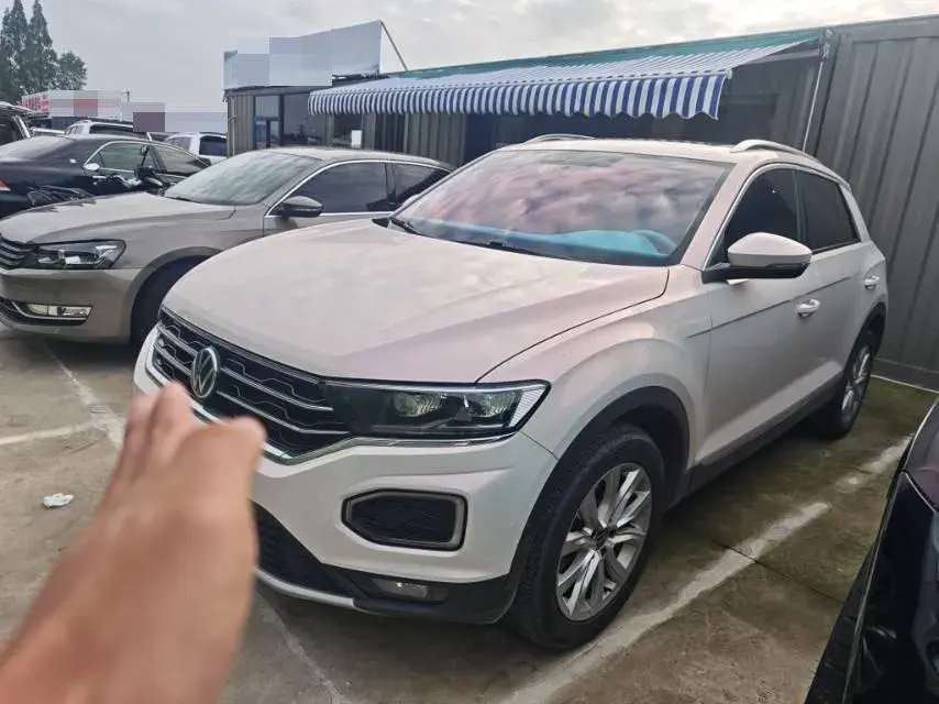 2022 Volkswagen T-Roc 1.4T 150HP L4 7DCT