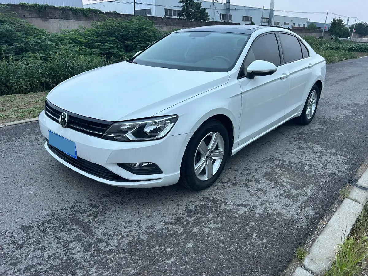 2018 Volkswagen Lamando 1.4T 131HP L4 7DCT