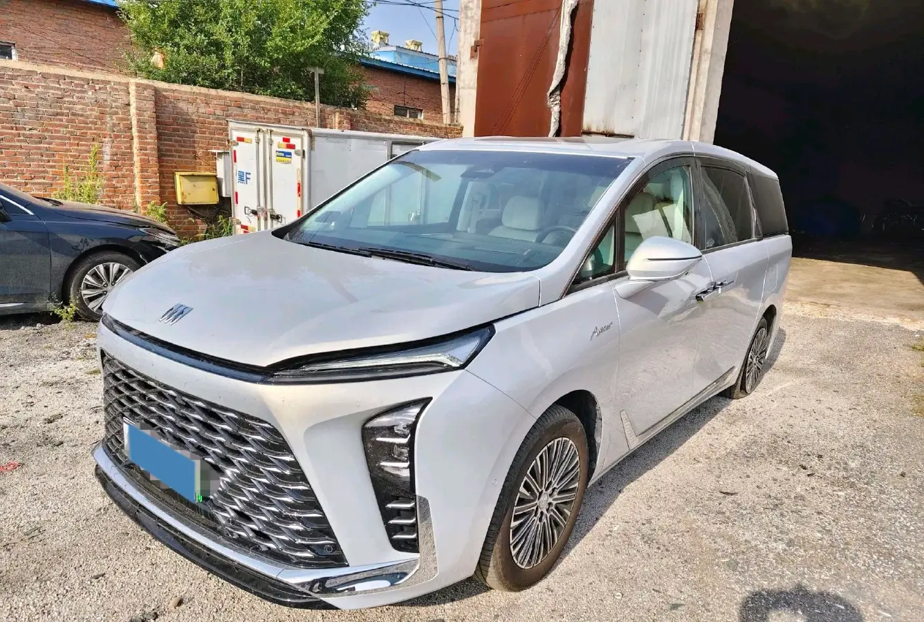 2024 Buick GL8 1.5T 180HP L4 2DHT PHEV 24.4KWH