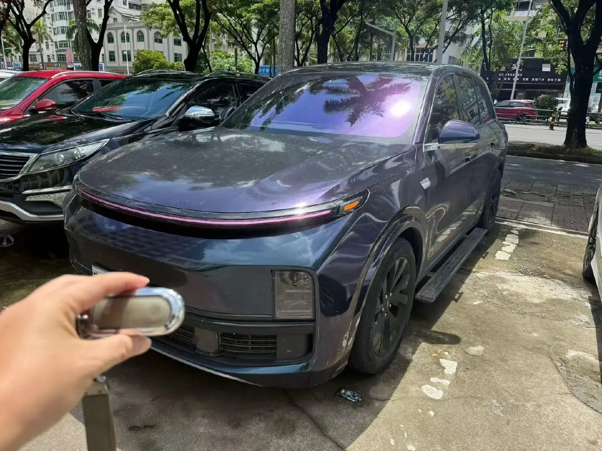 2023 Li L8 Range Extended 154HP REEV 40.9KWH