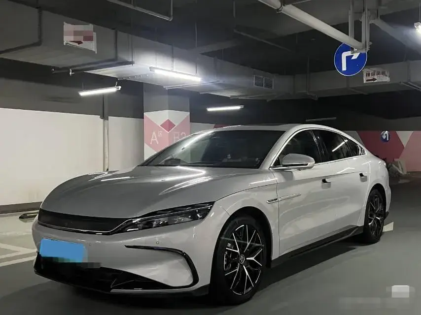 2025 BYD Han BEV 60.48KWH