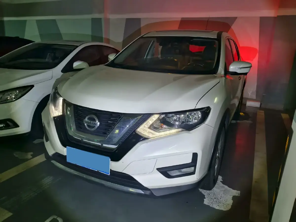2020 Nissan X-Trail 2.0L 154HP L4 CVT