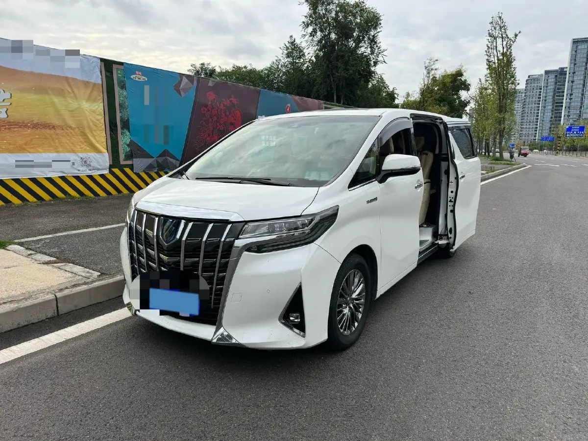 2021 Toyota Alphard 2.5L 117HP L4 E-CVT Hybrid