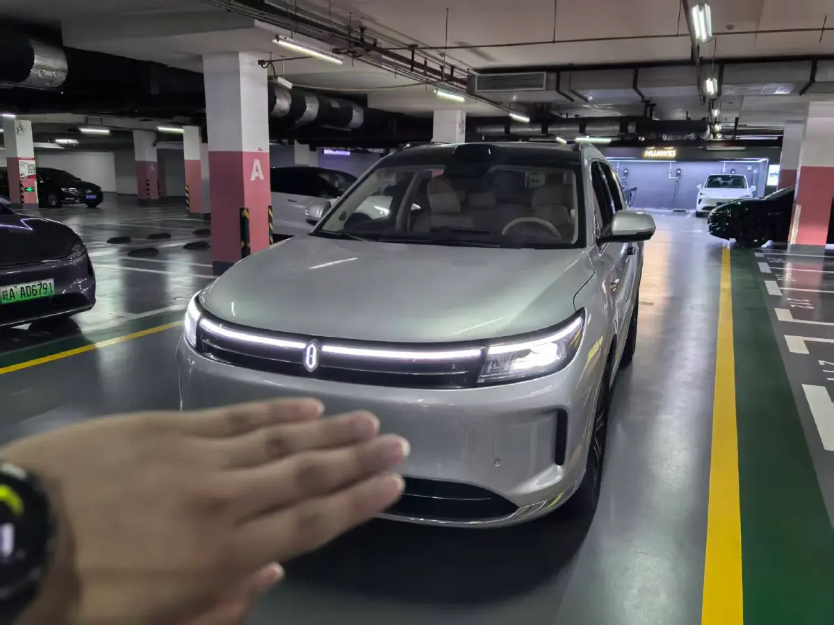 2024 AITO AITO M7 1.5T 152HP L4 REEV 42KWH