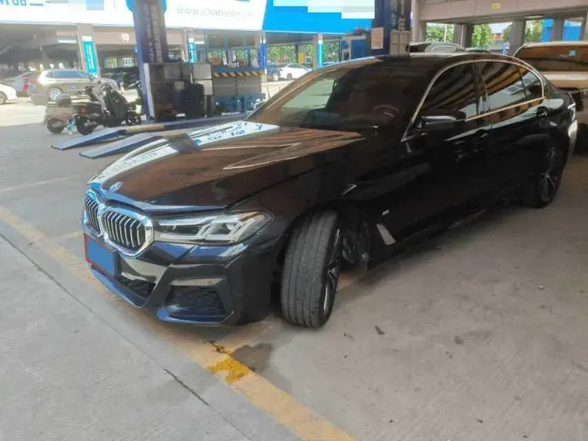 2021 BMW 5 Series 2.0T 252HP L4 8AT