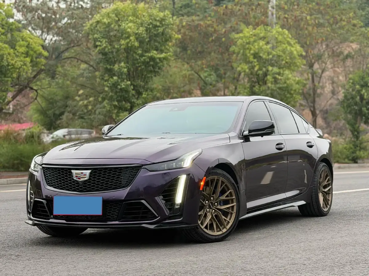 2021 Cadillac CT5 2.0T 237HP L4 10AT