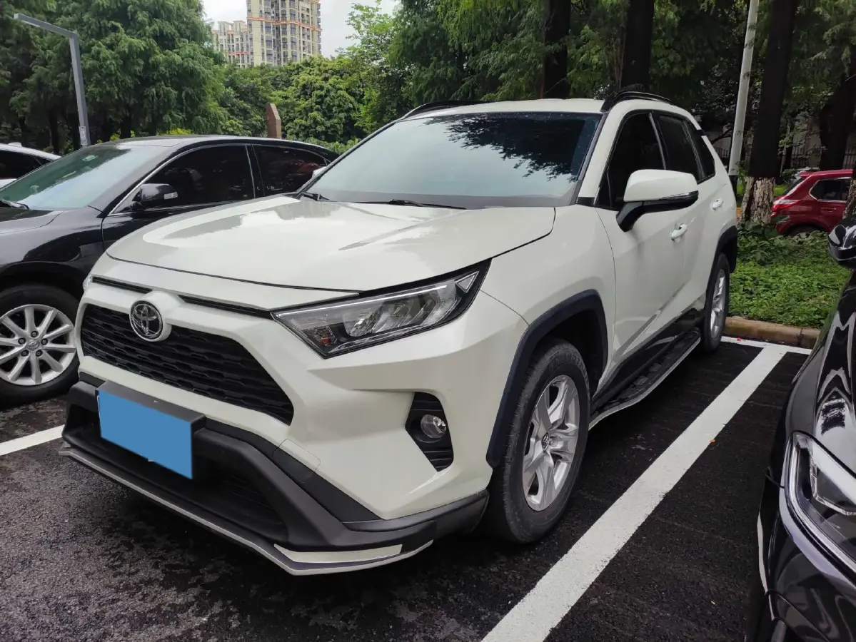 2020 Toyota RAV4 2.0L 171HP L4 CVT