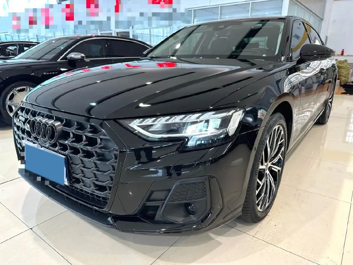 2023 Audi A8 3.0T 340HP V6 8AT