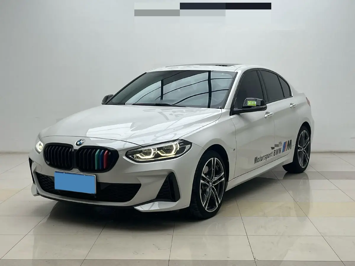 2022 BMW 1 Series 2.0T 192HP L4 7DCT