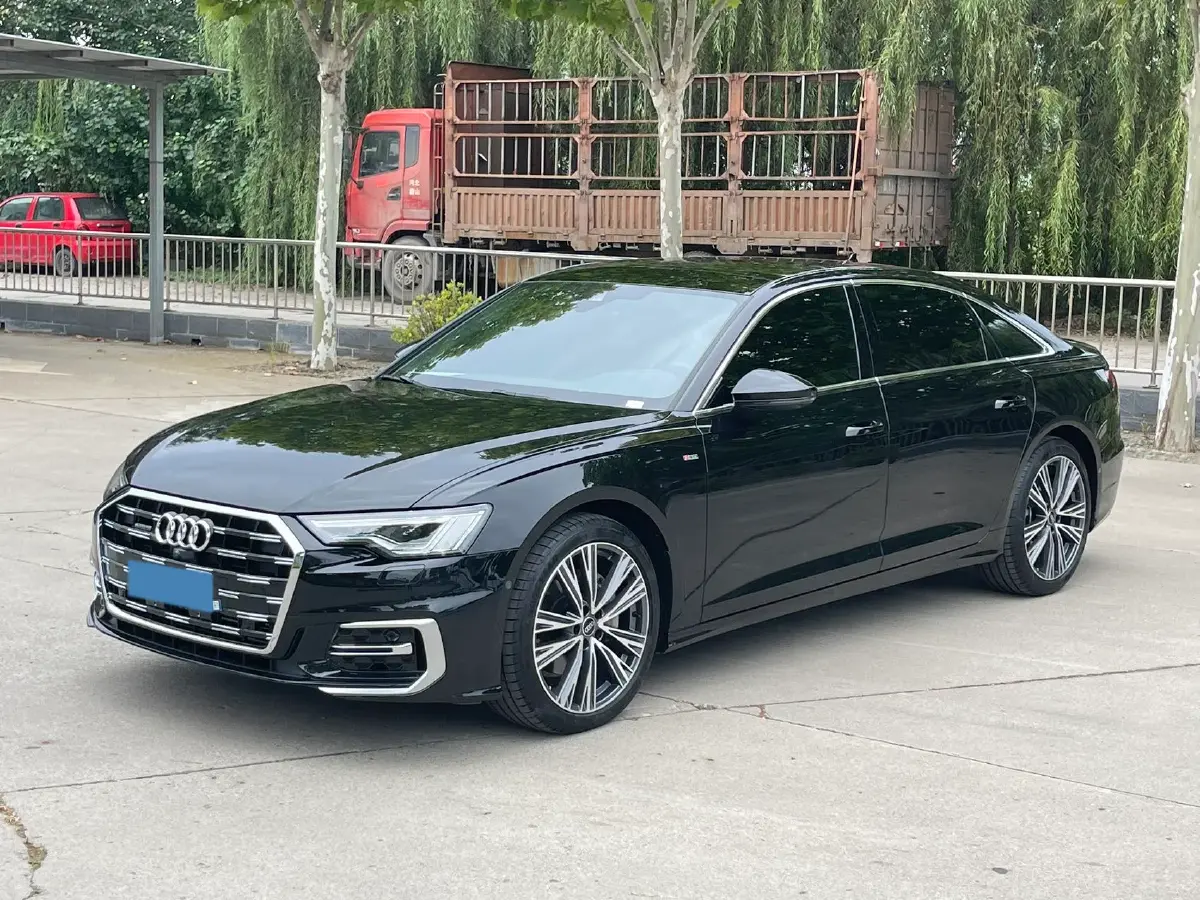 2024 Audi A6L 2.0T 245HP L4 7DCT
