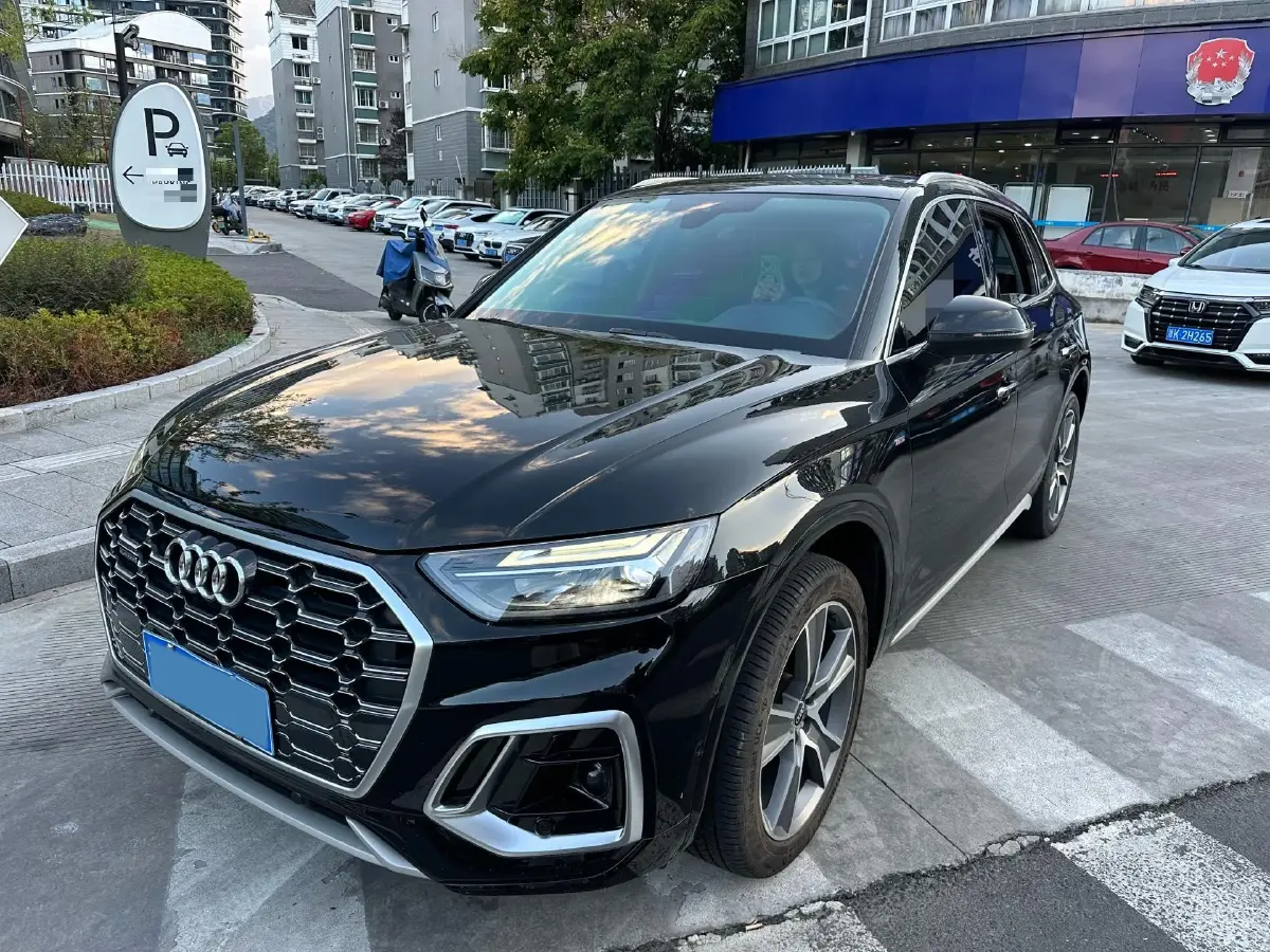 2021 Audi Q5L 2.0T 252HP L4 7DCT