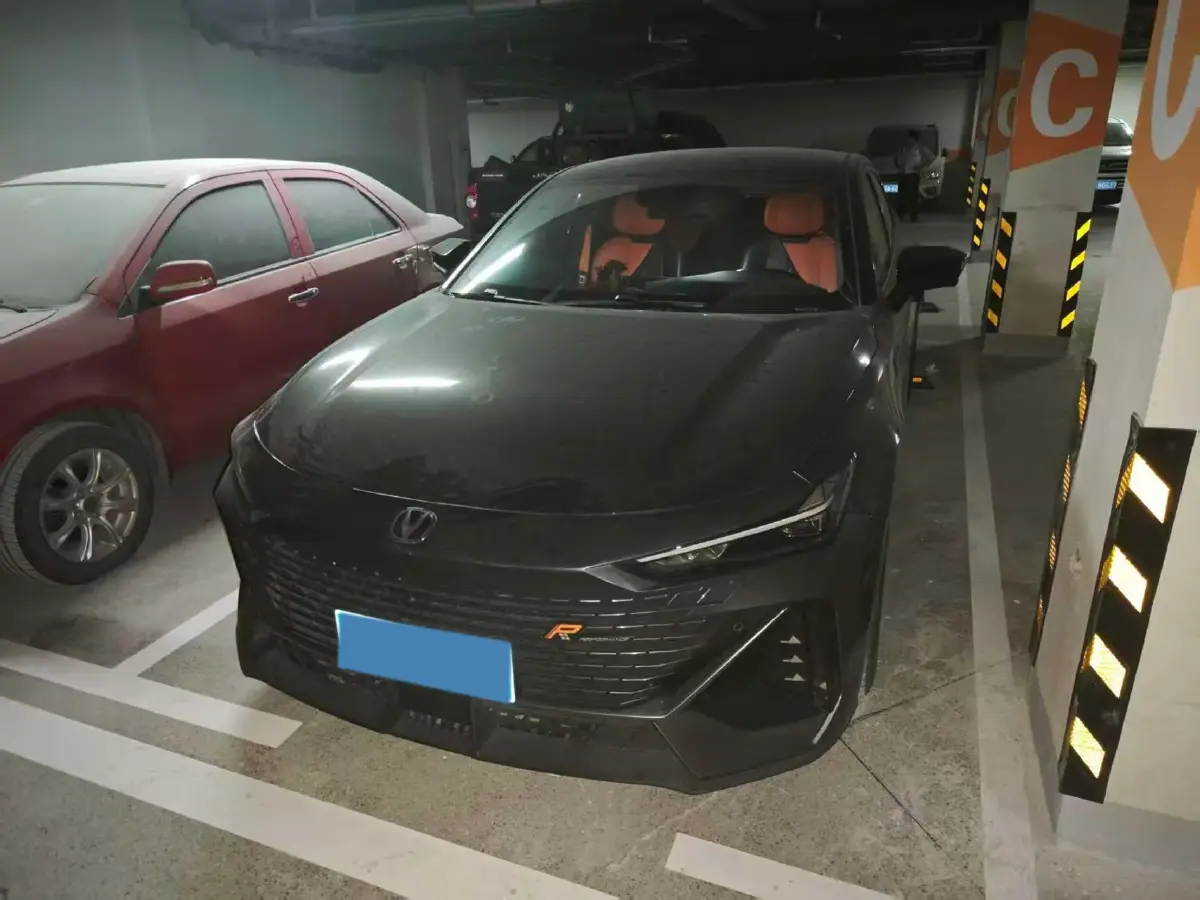 2022 ChangAn UNI-V 1.5T 188HP L4 7DCT