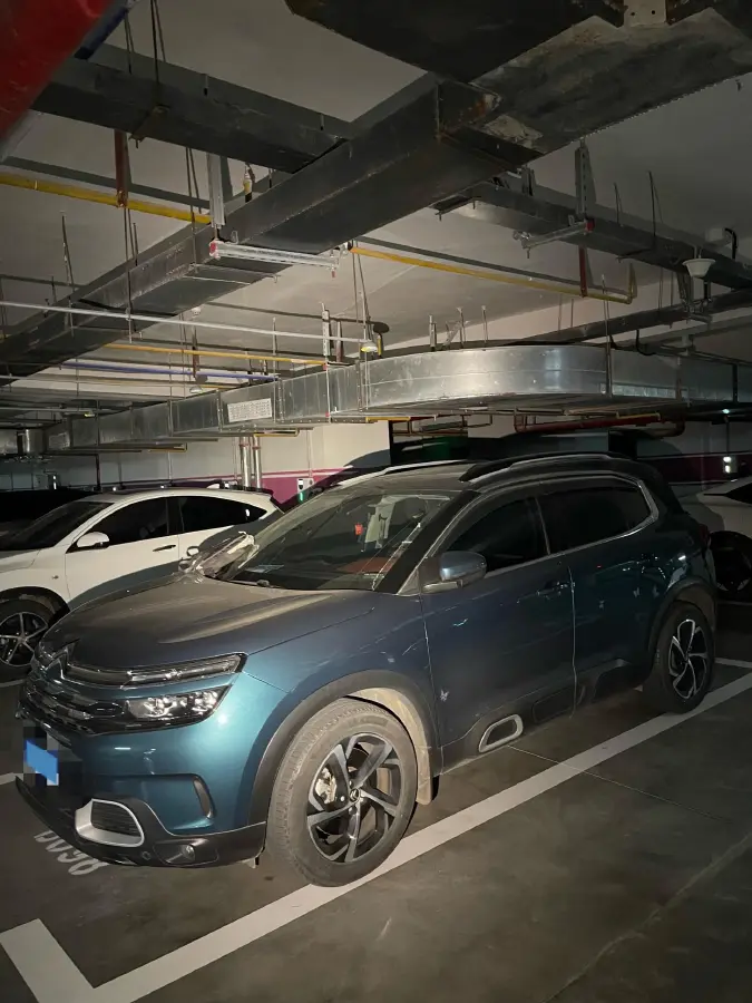 2021 Citroen C5 Aircross 1.8T 211HP L4 8AT