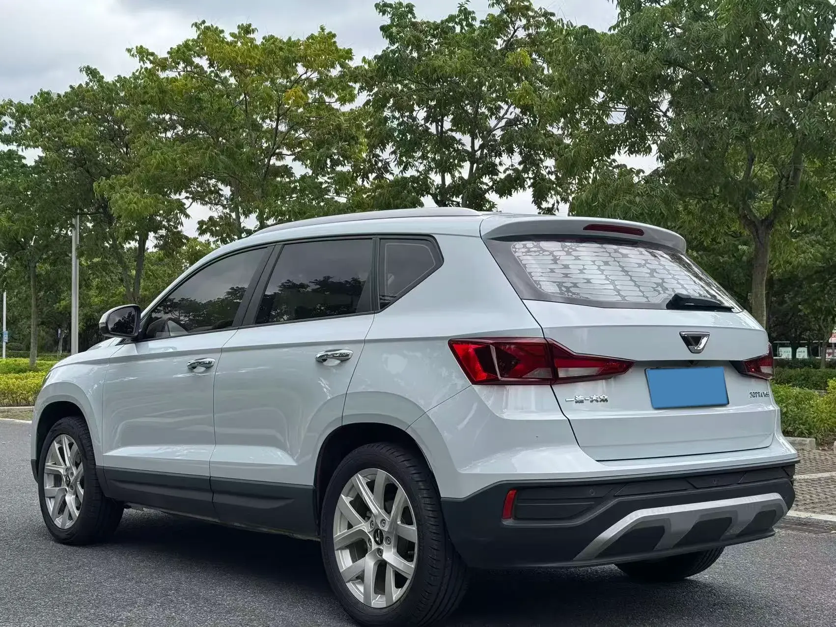 2019 JETTA VS5 thumbnail 4