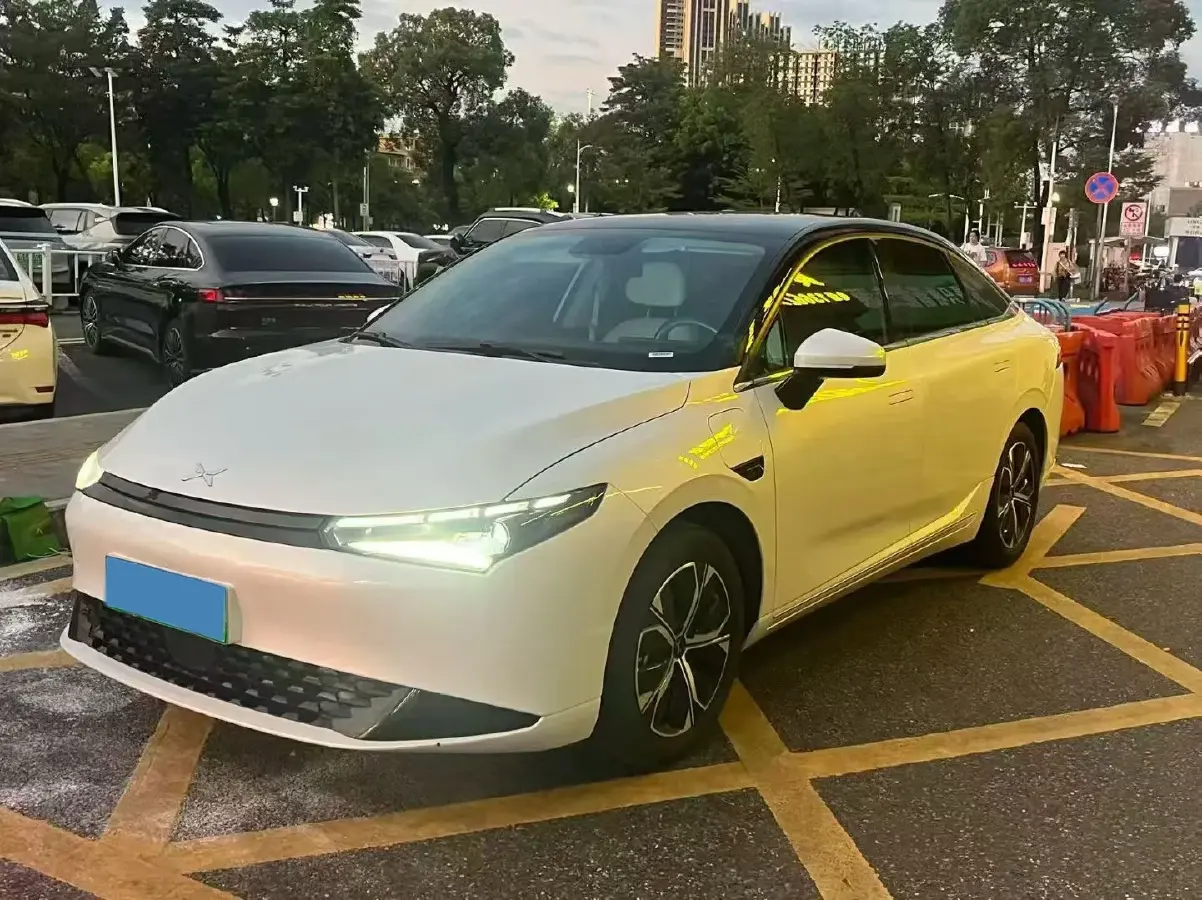 2024 Xpeng P5 BEV 55.4KWH