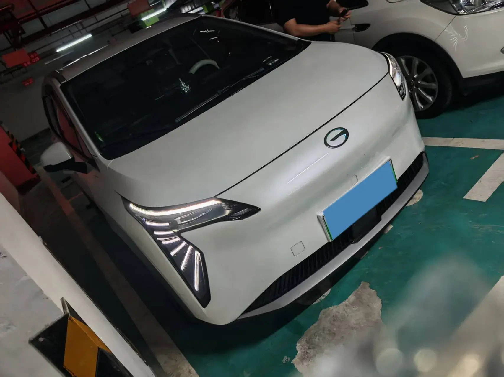 2023 AION Y thumbnail 3