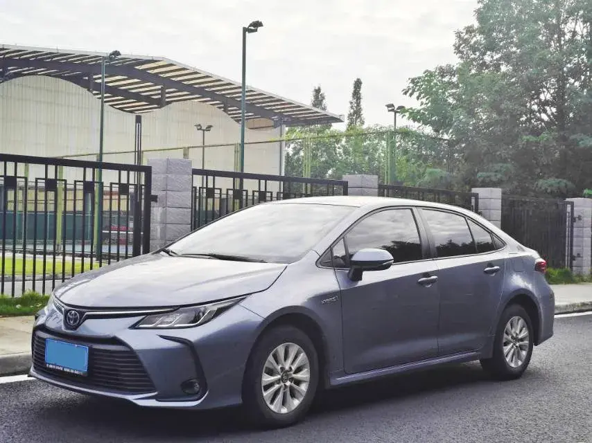2022 Toyota Corolla 1.8L 98HP L4 E-CVT Hybrid