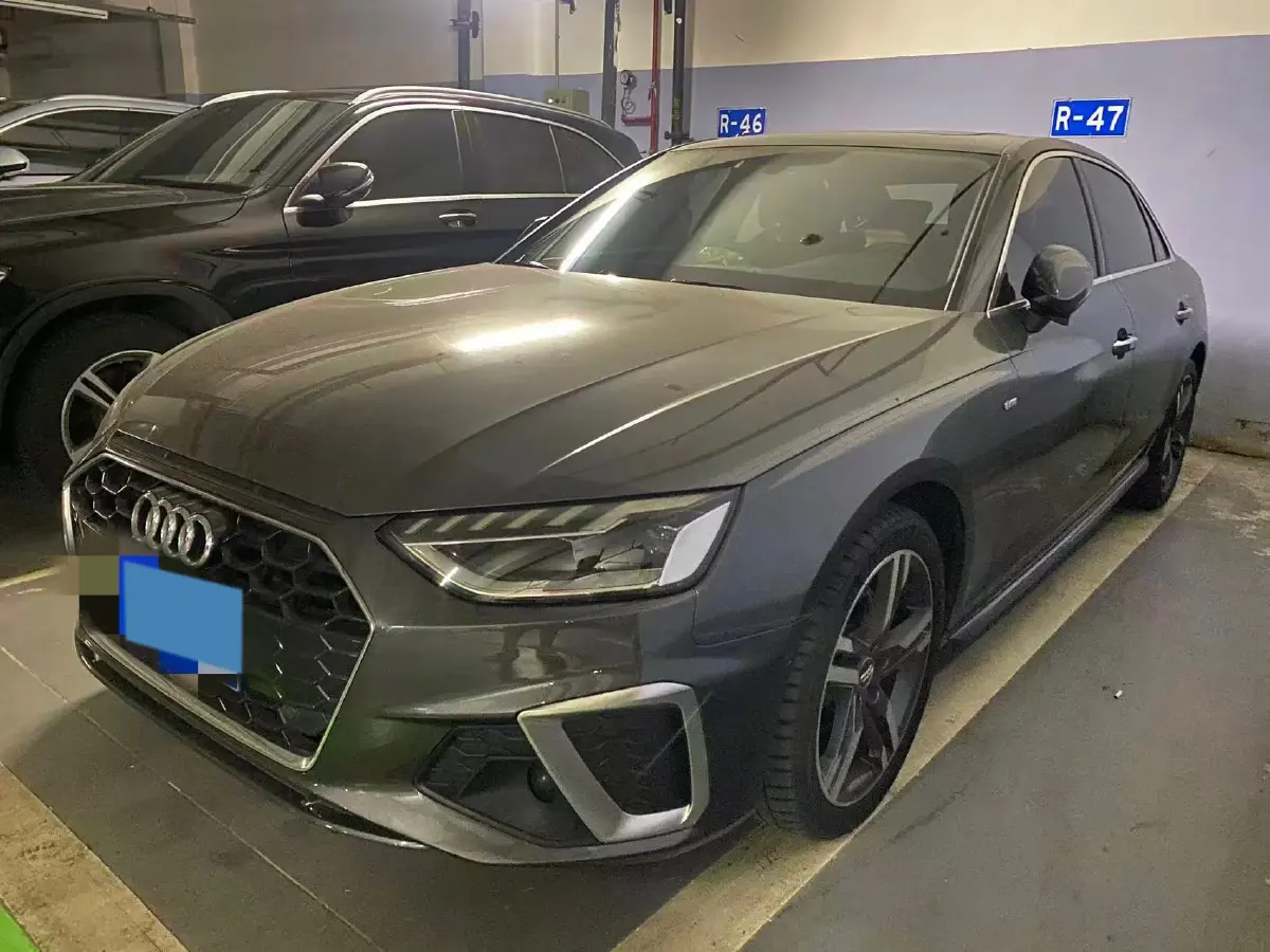 2020 Audi A4L 2.0T 190HP L4 7DCT