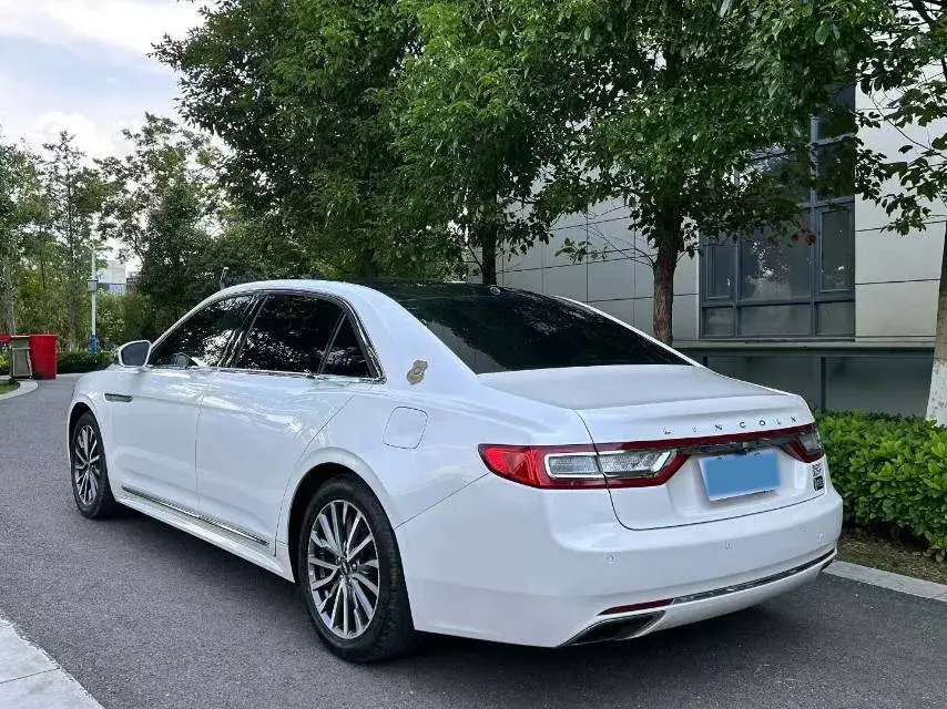 2017 LINCOLN CONTINENTAL thumbnail 4