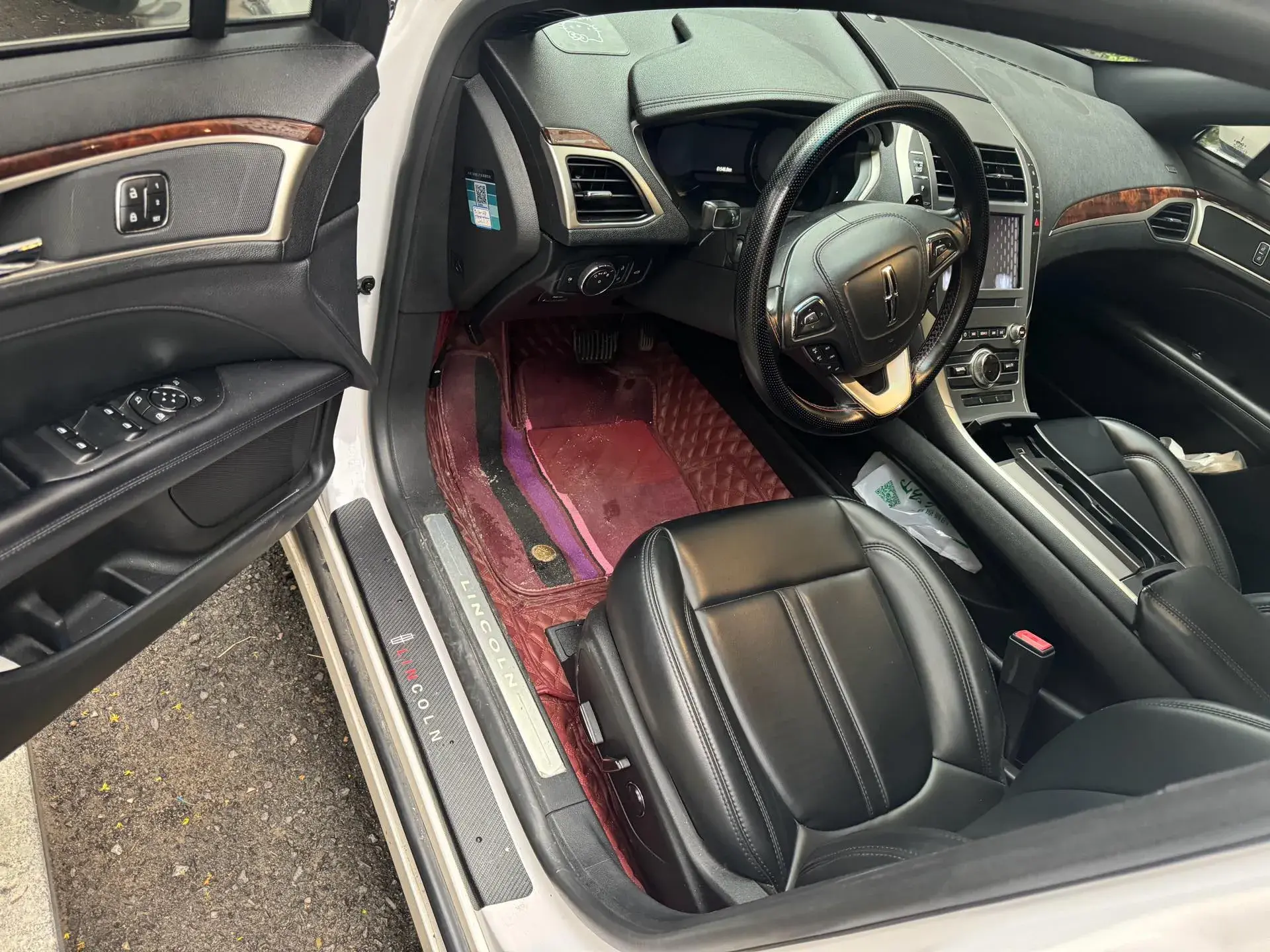 2019 LINCOLN MKZ thumbnail 4