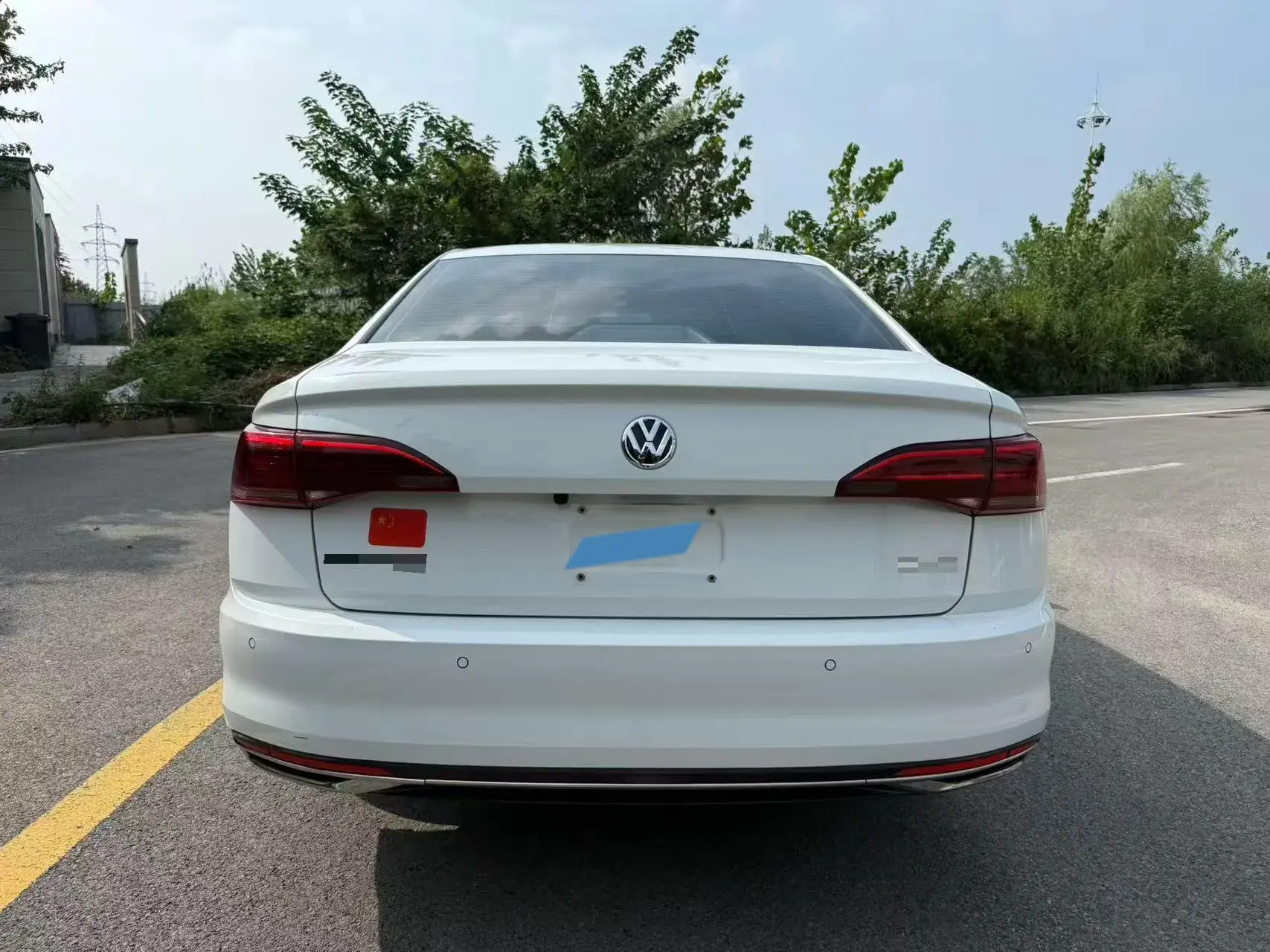 2019 VOLKSWAGEN BORA thumbnail 4